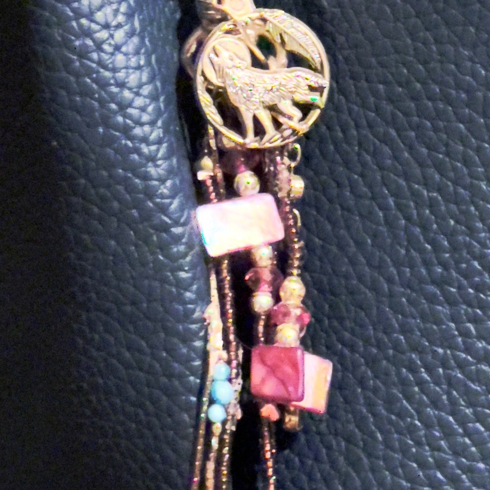 Purse fob keychain w wolf and abalone.